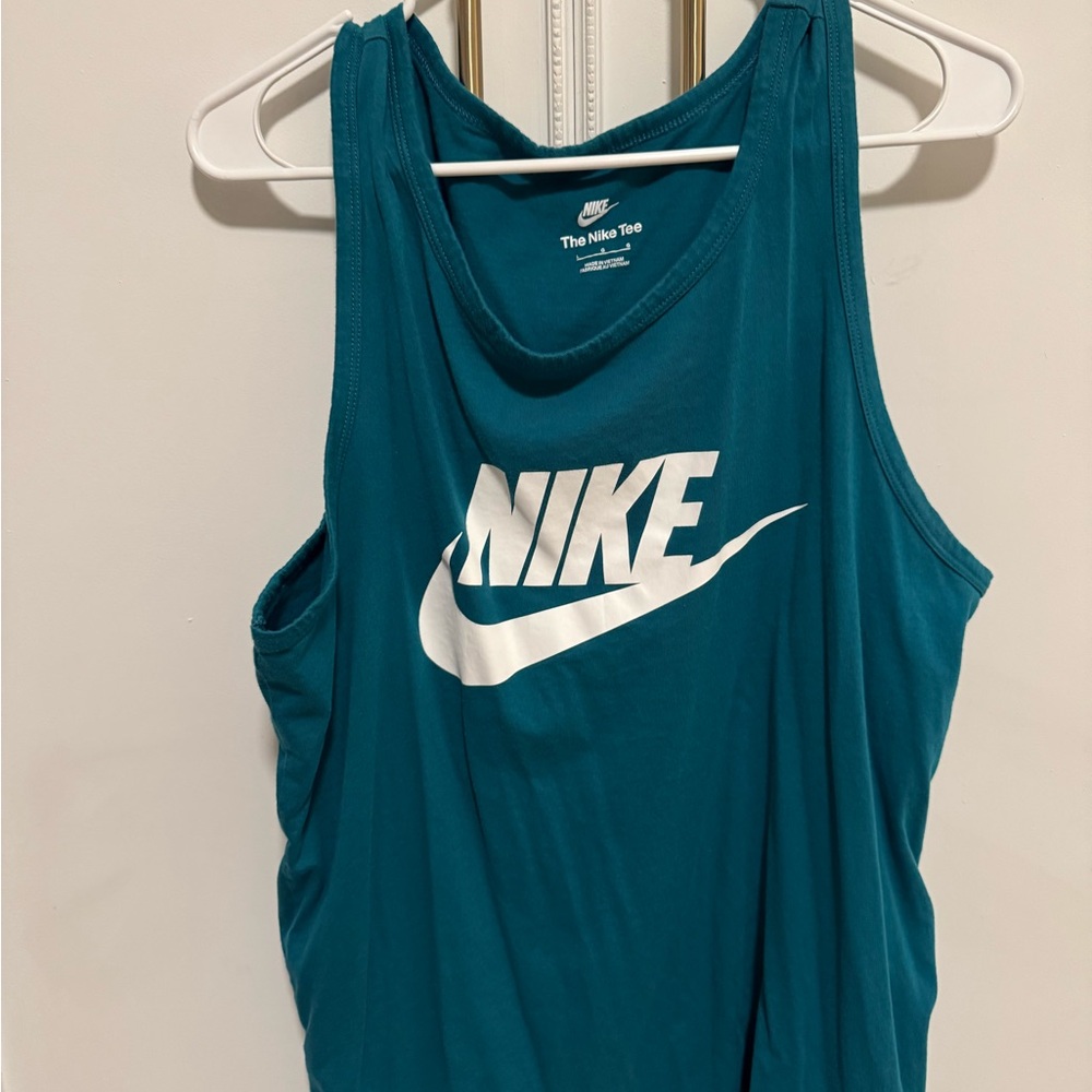 Nike men’s Teal Tank Top